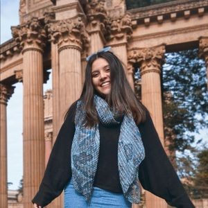 Meet your Posher, Yara